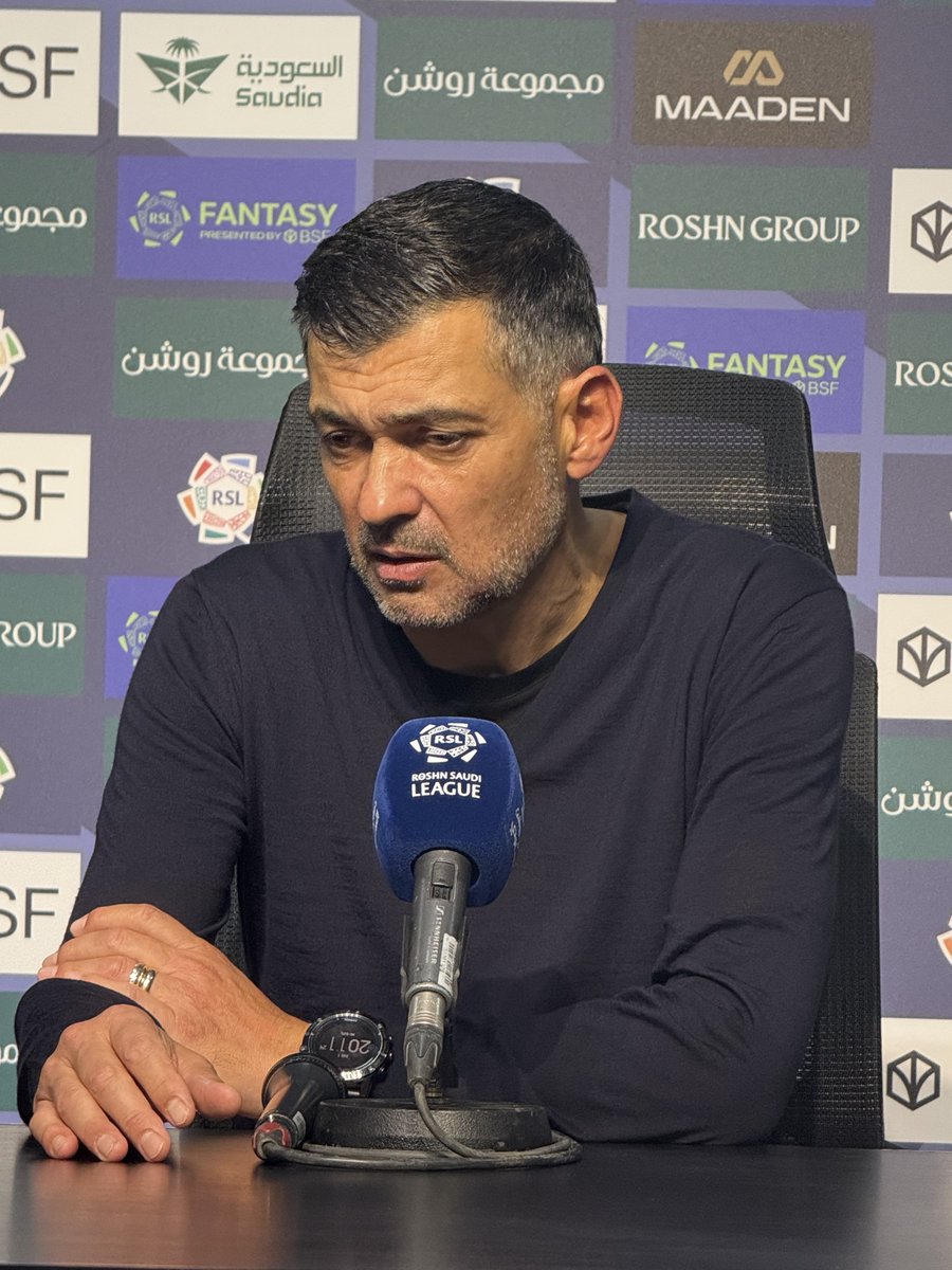 🛑 مدرب #الاتحاد " كونسيساو " قائلاً :

نجم المباراة هو ( جمهور #الاتحاد ) وقطع مسافات طويلة لتشجيعنا ولم ييأس واستمر في التشجيع المستمر طوال المباراة ..  واعتذر عنهم عن عدم الفوز 

#الاتحاد_الخليج