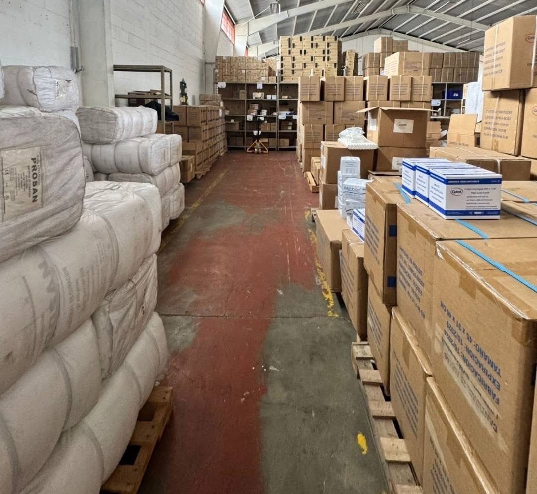 fiaheisenberg's tweet photo. Después de años de bodegas vacías, así se ven ahora las bodegas regionales de la Dirección Regional de Servicios de Salud (DRISS) del @MinSaludGuate. https://t.co/qRX5gO8vmh