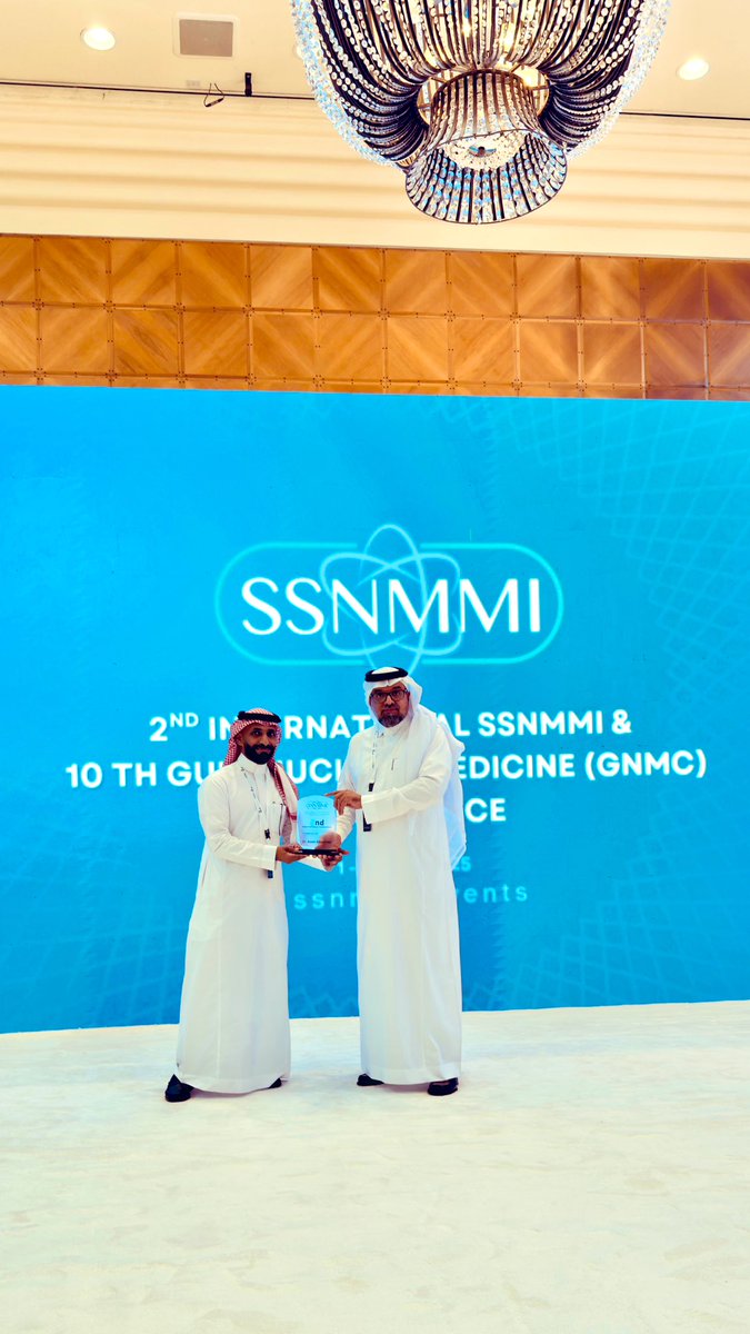 Mph_Awad's tweet image. سعدتُ بالمشاركة كمتحدث في المؤتمر الدولي الثاني للجمعية السعودية للطب النووي والتصوير الجزيئي، بالشراكة مع جمعية الخليج للطب النووي.

كانت فرصة مميزة للحديث عن أهمية دور أقسام الطب النووي التكاملية في الاستعداد والتأهب للطوارئ النووية والإشعاعية.

تم خلال العرض التأكيد على أهمية…