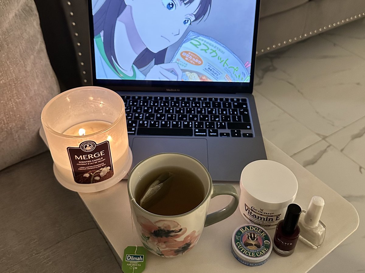 yvesntula's tweet image. شهر من كل اسبوع اعشق كوني انثى