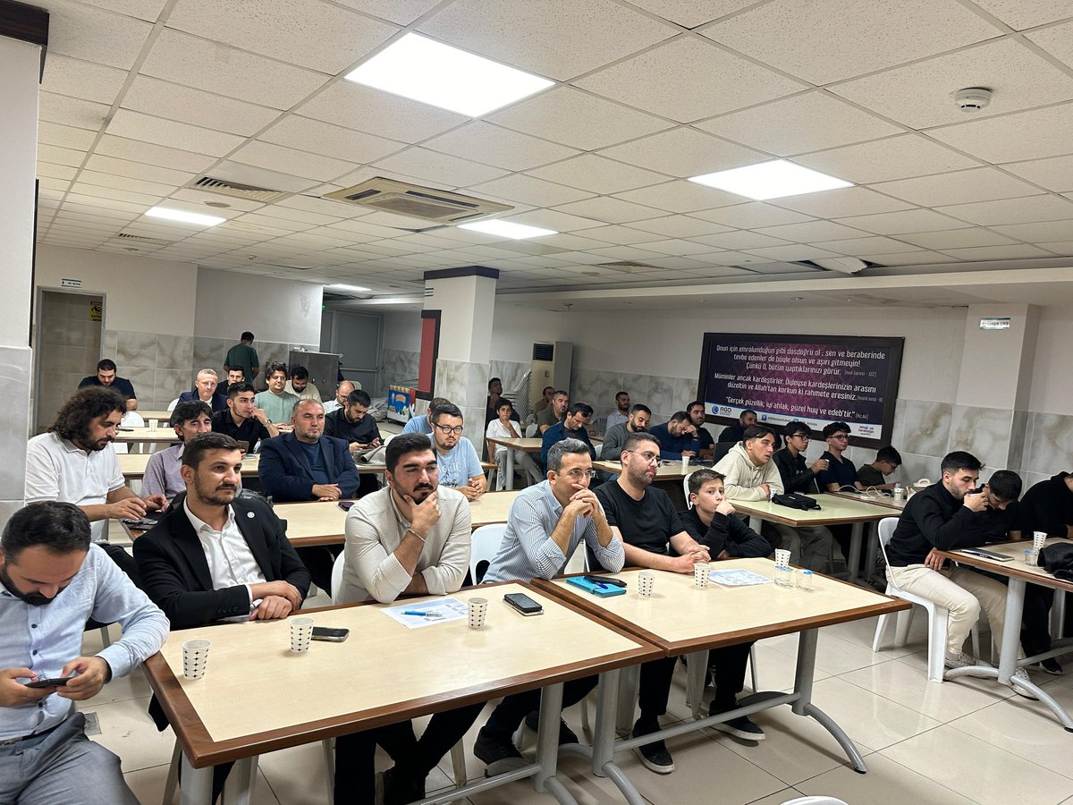 📌Anadolu Gençlik Derneği Antalya Şubesi Ekim ayı şube divan toplantımızı, Saadet Partisi GİK Üyesi Sn.Ramazan DÜZEN beyin katılımlarıyla gerçekleştirdik. Divan toplantımıza katılımları için kendilerine teşekkür ederiz.👏