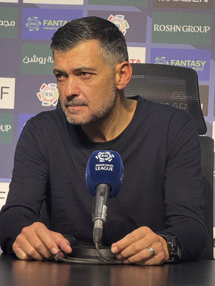 alaa_saeed88's tweet image. 🛑 مدرب #الاتحاد " كونسيساو " قائلاً :

اطلب من جمهور #الاتحاد ان يسامحونا على المنظر اللي شافونا فيه اليوم  .. و اشكرهم على عدم اليأس وثقتهم بعودتنا في المباراة والتشجيع لآخر ثانية

#الاتحاد_الخليج