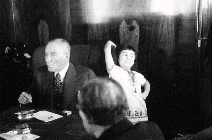 Dünyanın en şanslı kızı ve onun manevi babası.