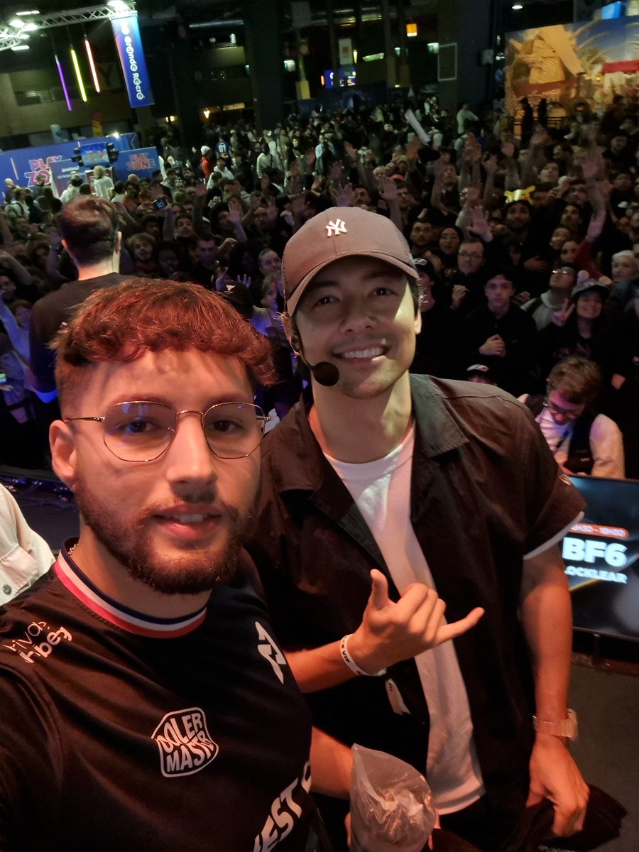Axrzen tweet media