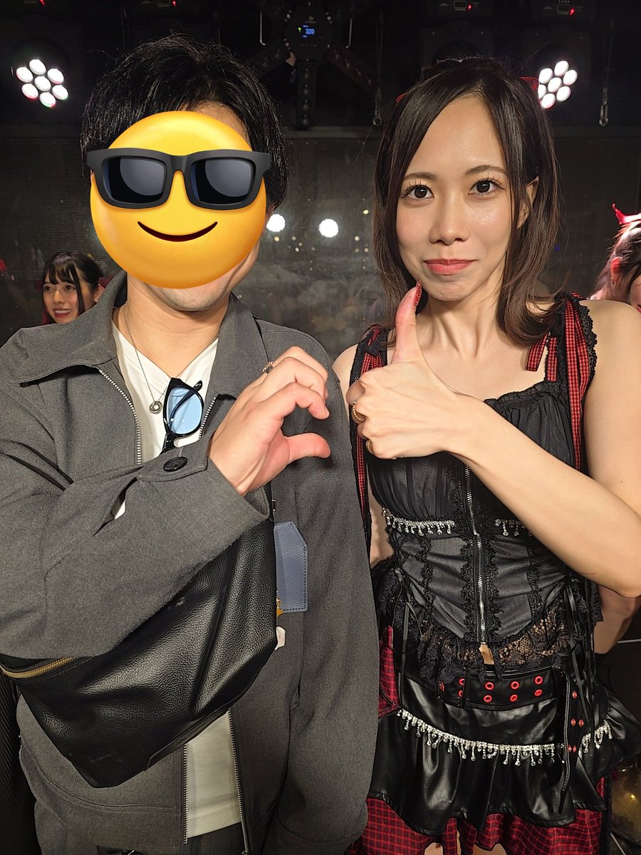 shoya0103's tweet photo. 30億年ぶりにアイドルライブでした！
じゅんじゅんと久々にPerfumeできたし朱音は相変わらずで()いっちゃんもかなえちゃんも元気そうでなによりでした。
久我と杏菜ちゃんはチェキ撮ったけど2人ともいい女になってた🫰
まぁ市川は相変わらずガキンチョだったけど😏
何はともあれみんな元気で良かった https://t.co/B9qWf2dsfS
