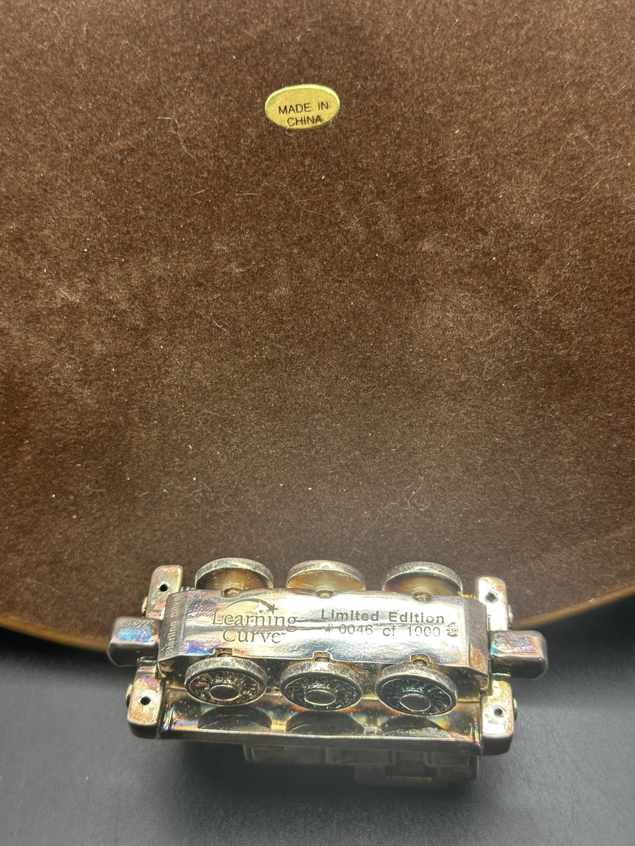 I always forget I own this absolute treasure🏡 🚂