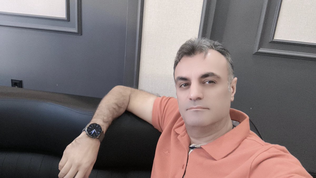 Kim bu yakışıklı.
Aaa benmişim :)
(İlk filtre denemesi:))