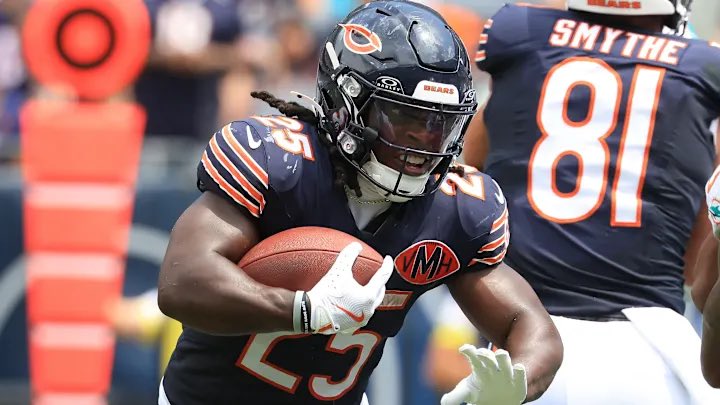 RotoBaller's tweet image. Final Week 9 Rankings Update 📊

QB - rotoballer.com/quarterback-fa…
RB - rotoballer.com/running-back-f…
WR - rotoballer.com/wide-receiver-…
TE - rotoballer.com/tight-end-fant…
Flex - rotoballer.com/flex-fantasy-f…
K - rotoballer.com/kicker-fantasy…
D/ST - rotoballer.com/defense-fantas…