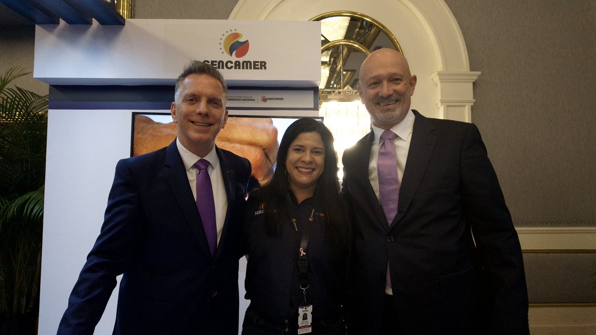 ¡Un gran hito para nuestra industria!

Vivimos un día histórico: inauguramos con gran orgullo el 1er Congreso Internacional de Lubricantes en el imponente Gran Hotel Meliá Caracas. Este logro no sería posible sin el liderazgo y la visión de la Junta Directiva de AFALUB