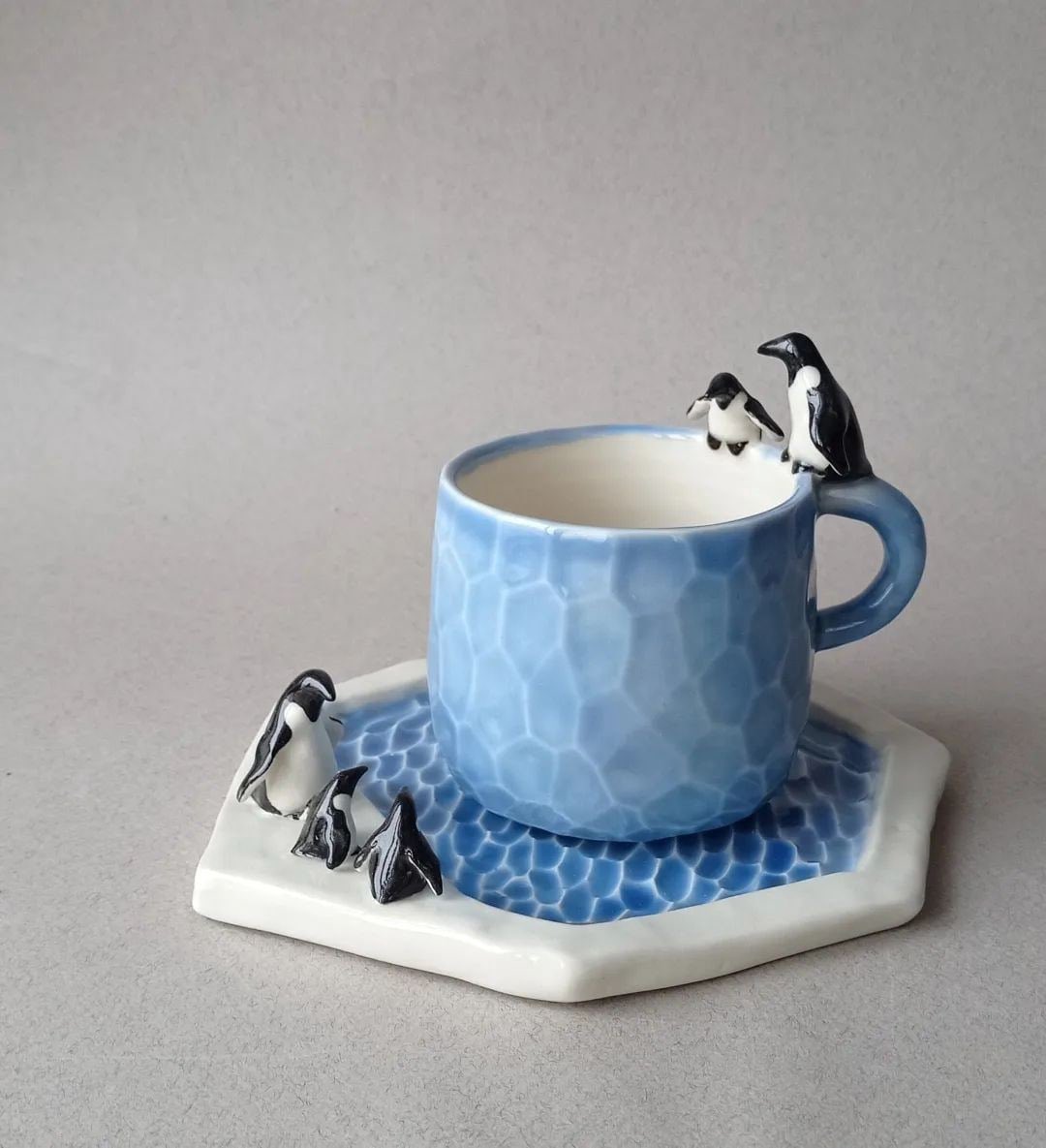 Jinsiy qogirchoq bilan lezbiyen