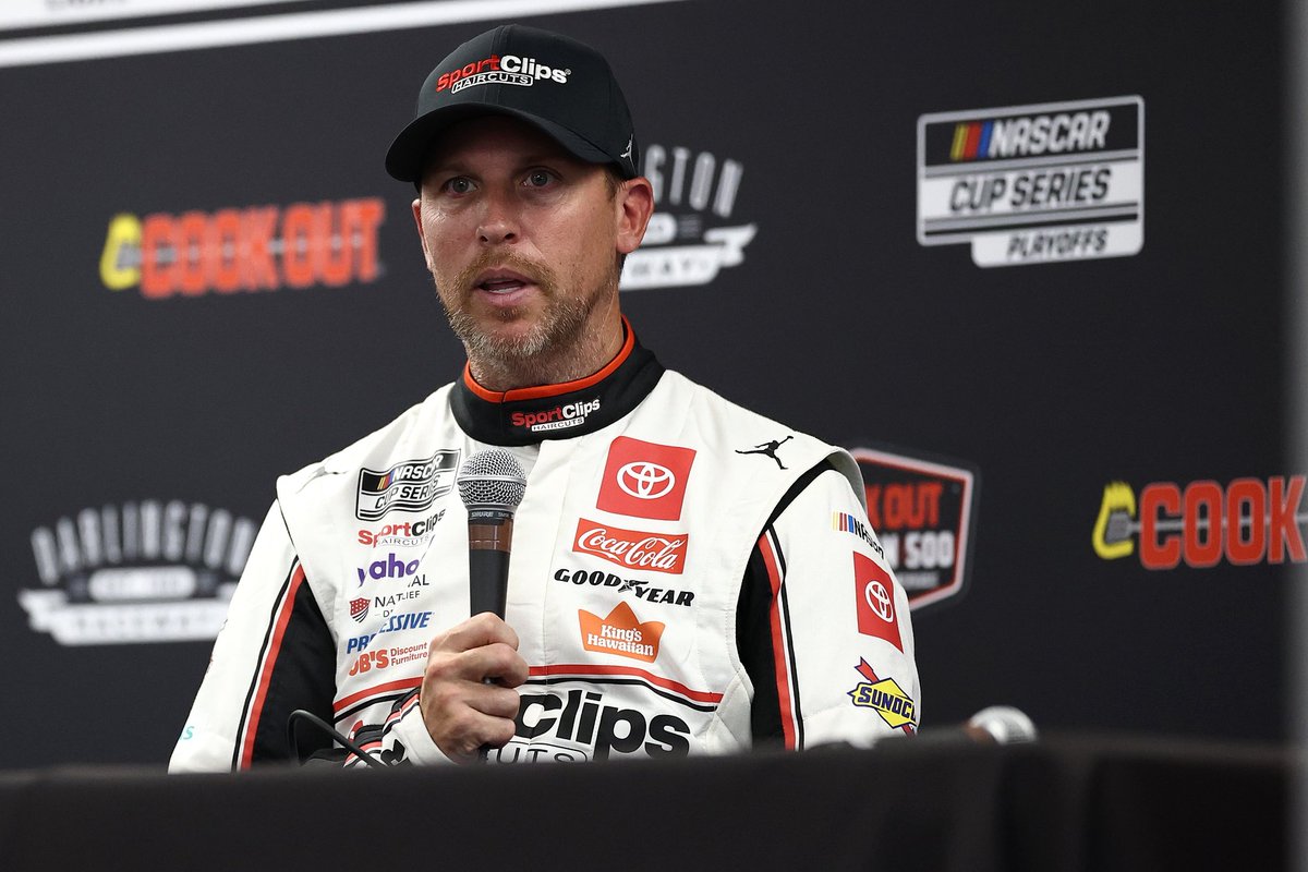 Przed jutrzejszym finałem NASCAR Cup Series, <a href="/STworz/">Szymon Tworz</a> uważa, że to TEN rok.

Denny Hamlin zwykł mówić, że to jego rok. Powtarzał to z wielką upartością przy różnych okazjach i przekonujących zwycięstwach.

#NASCARwizja #Motowizja