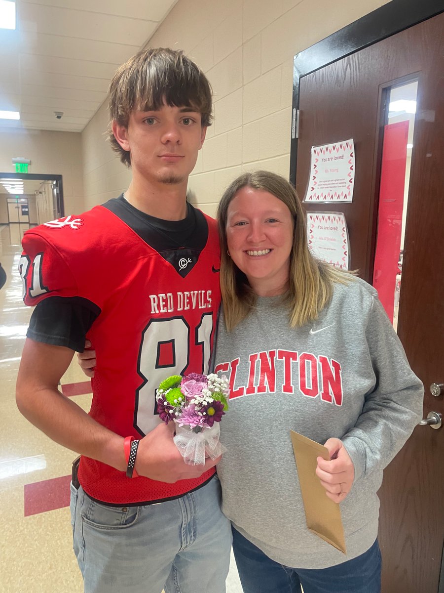 Clinton Red Devil Football tweet media