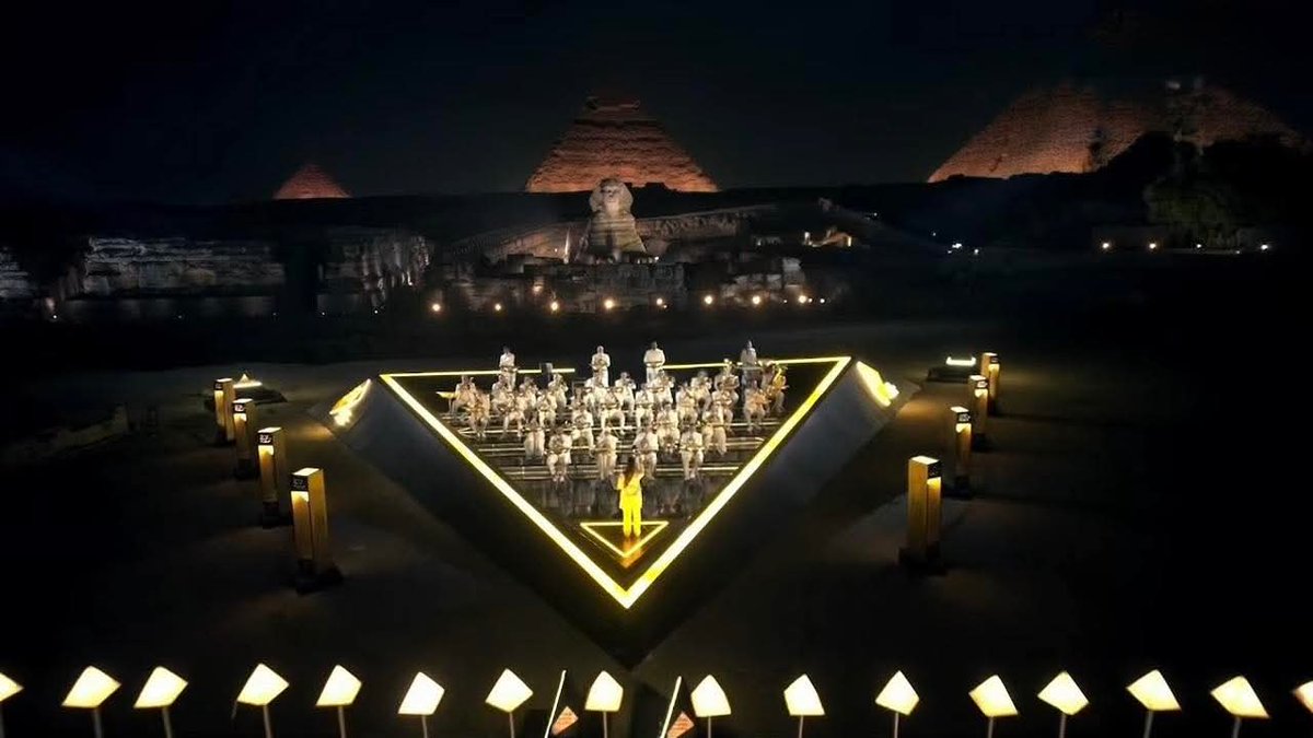 مصر بتبدأ يوم جديد من المجد 🔥🇪🇬
افتتاح المتحف المصري الكبير حدث بيجمع بين الماضي والحاضر في لوحة واحدة من الإبداع ❤️

#grande_gyptian_museum
#المتحف_المصري_الكبير
#GEM
#هدية_مصر_للعالم