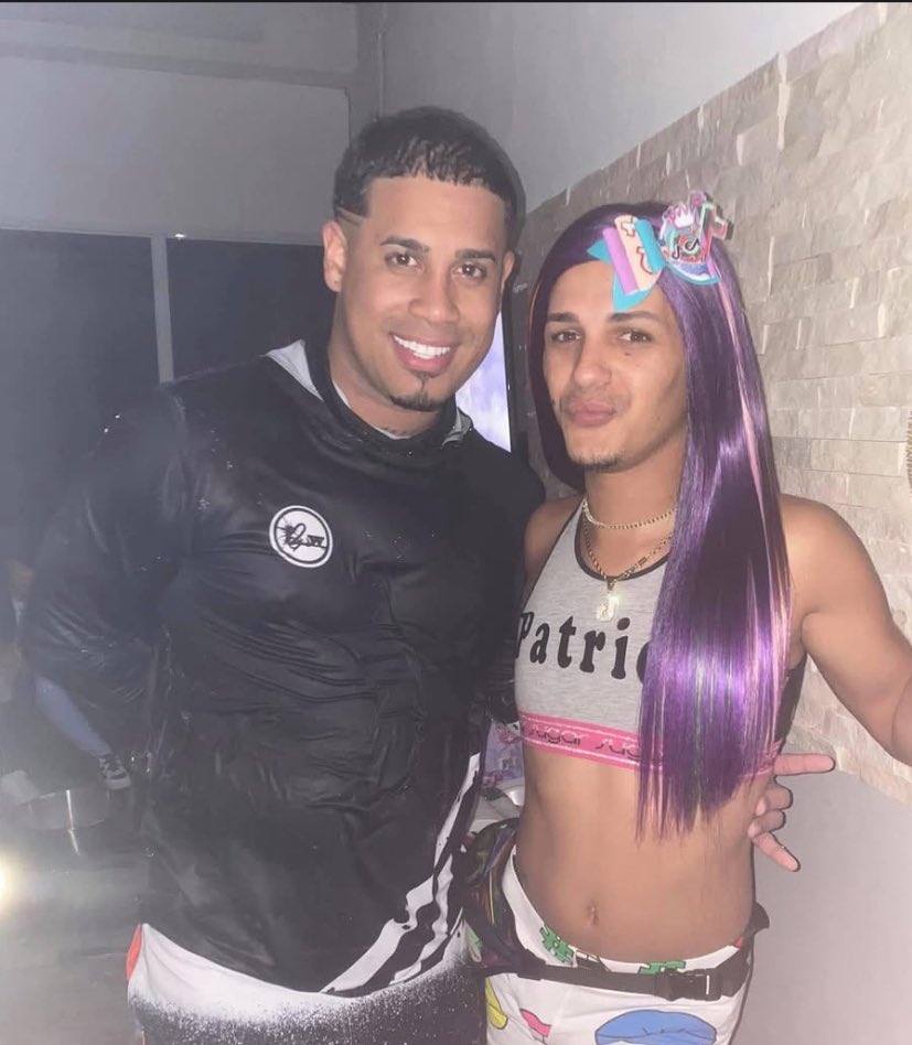 #teamflores
#LaCasaDeAlofoke2