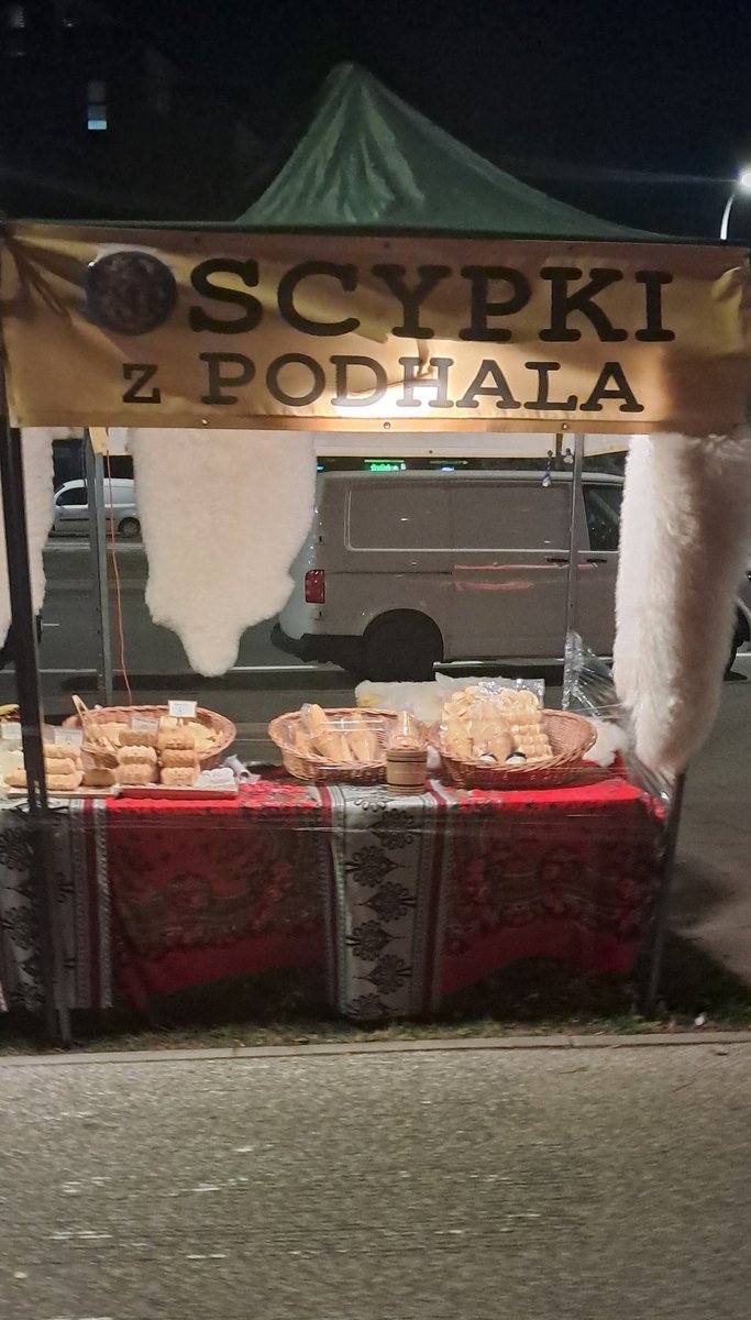 Gdyby mieli owoce morza przy cmentarzu bródnowskim to bym się skusił.