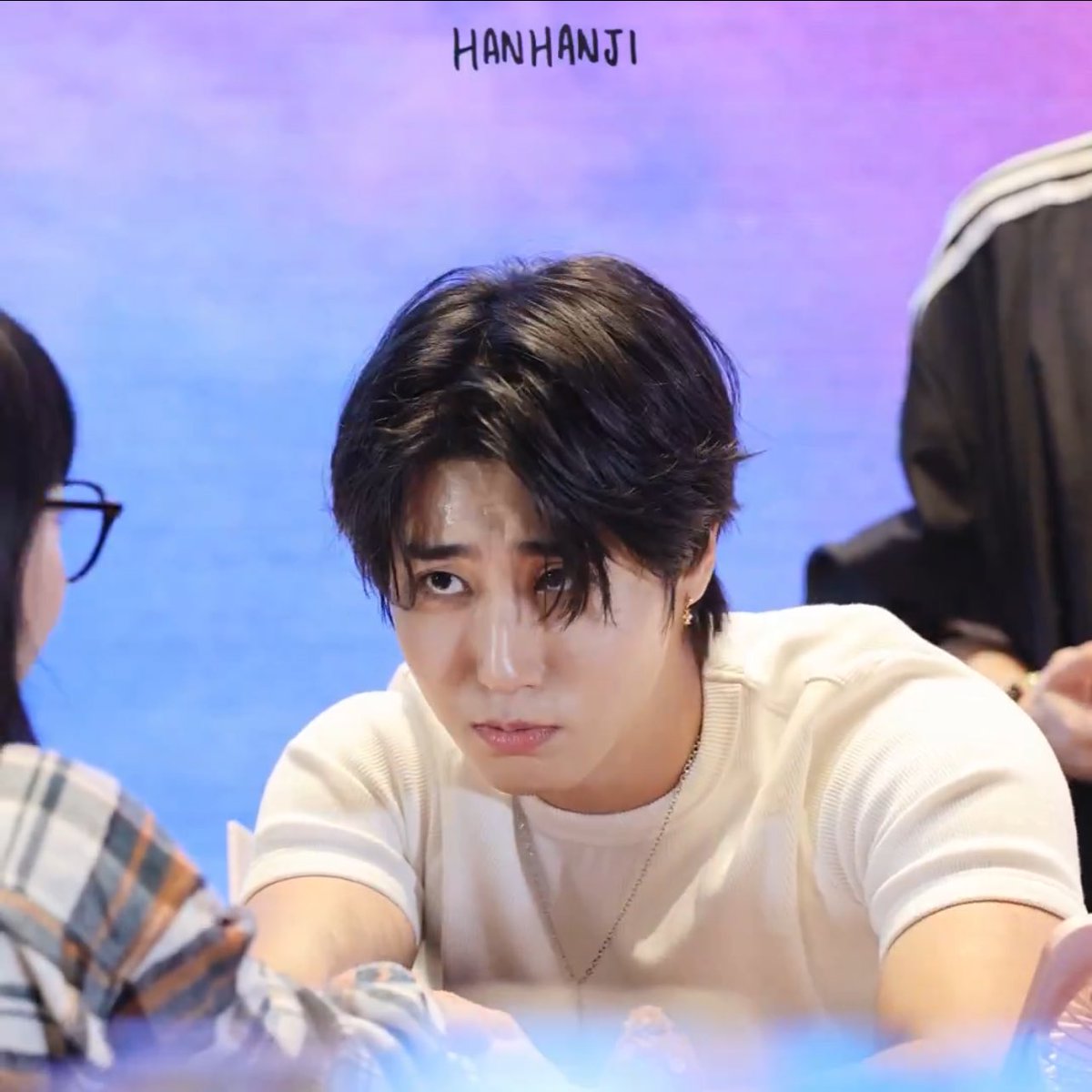loveleeknowingu's tweet photo. this gossipy babygirl omggg 😭😭 https://t.co/gxMkzytP0D