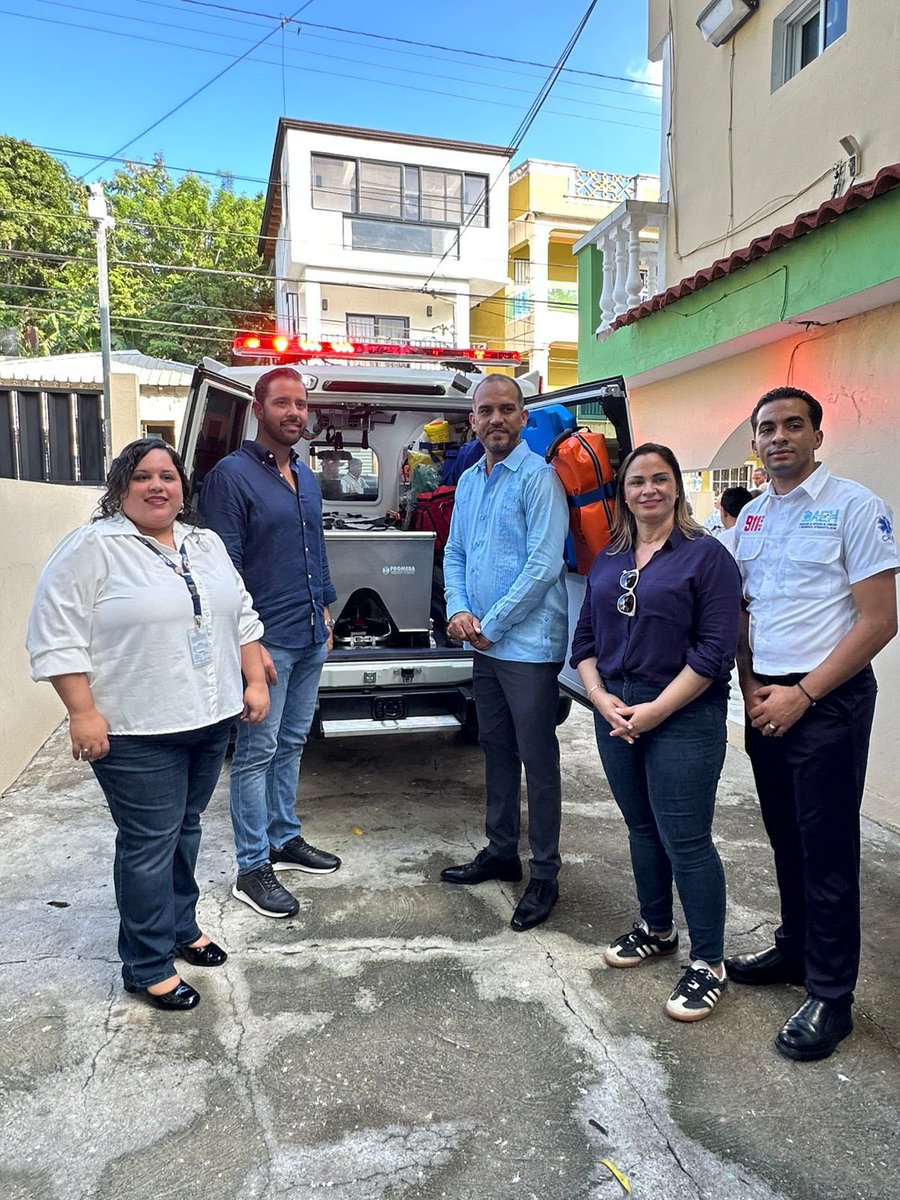 La DAEH entregó una ambulancia equipada en Jamao, provincia Espaillat, para reforzar la atención prehospitalaria e interhospitalaria, cumpliendo el compromiso del presidente <a href="/luisabinader/">Luis Abinader</a> de fortalecer el sistema nacional de respuesta ante emergencias. 🚑

#DAEHRD