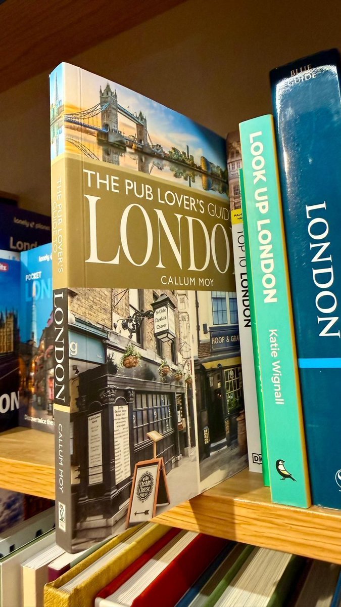 WhiteOwlBooks's tweet photo. #BooksInTheWild Spotted in @HatchStPancras: 

📖 The Pub Lover's Guide to London by @CallumWMoy 🍻

🛒 Get your copy here 👉 https://t.co/HscevDdTo0 https://t.co/y7DQgWtDzP