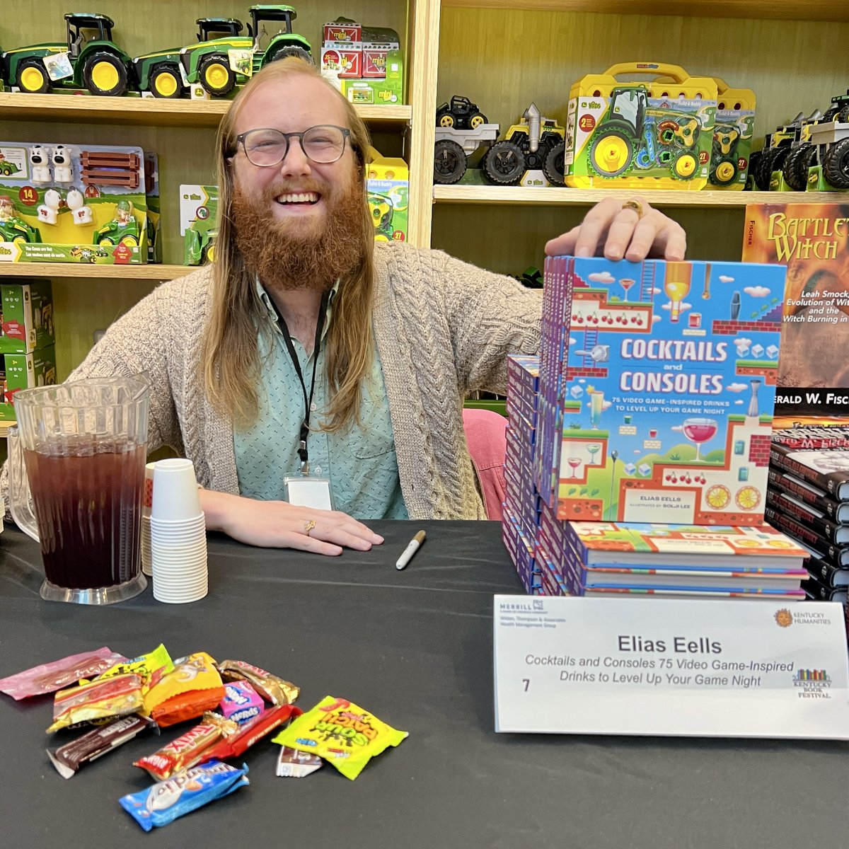 I'll be at the Kentucky Book Festival all day today! Come try a Pom of Power and snag a lil sweet treat at Joseph-Beth Lexington!!