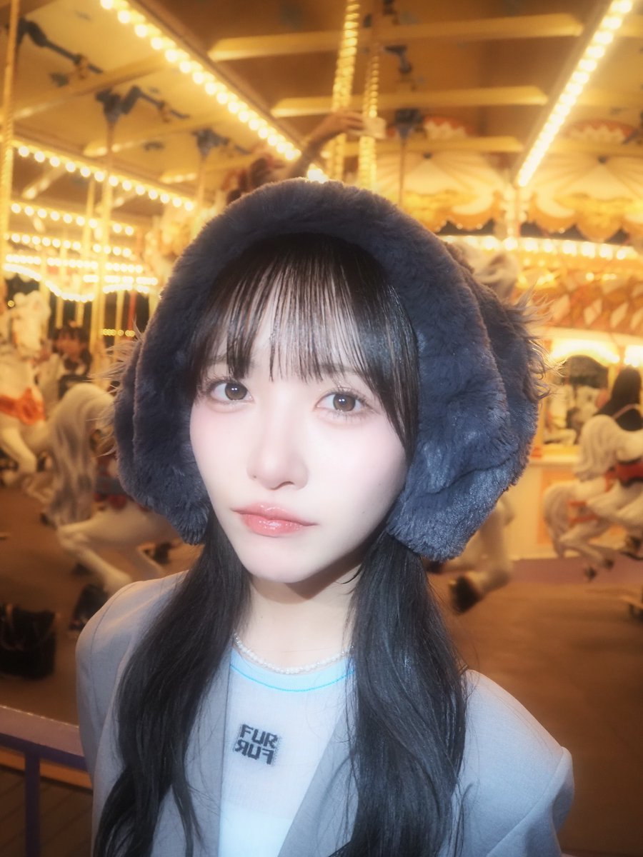 石田千穂① STU48石田千穂、22歳の黒ランジェリー姿 エキゾチックで開放的に