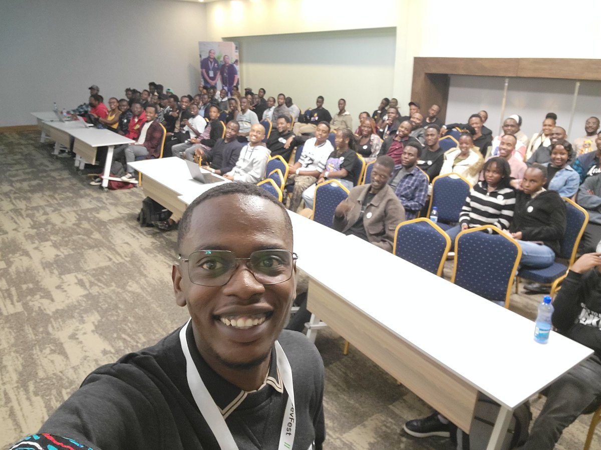 KalumeYves's tweet image. Just done my session on Practical AI for Android Developers with Android Studio’s AI Agent at Devfest Nairobi 😄 
#DevfestNairobi25