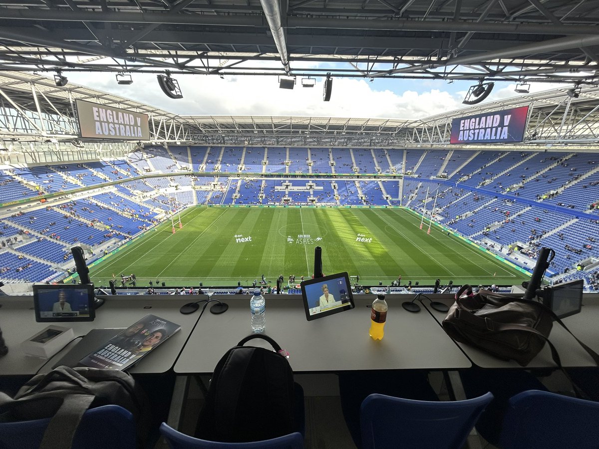 ᴀᴀʀᴏɴ ʙᴏᴡᴇʀ tweet media