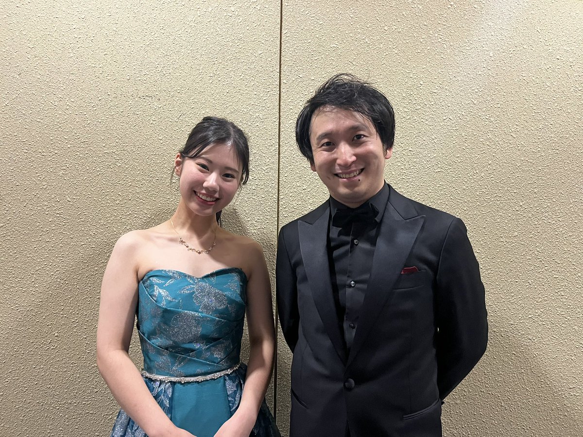 長浜公演終演いたしました！

#大井駿 さんの指揮のもと、#今井菜名子 さんの澄んだ音色とともに、OEKの緻密で豊かなアンサンブルが会場中に響き渡りました。ご来場いただいた皆さま、誠にありがとうございました！

♪アンコール
モーツァルト/ディヴェルティメント 第17番 ニ長調 K.334 より 第3楽章