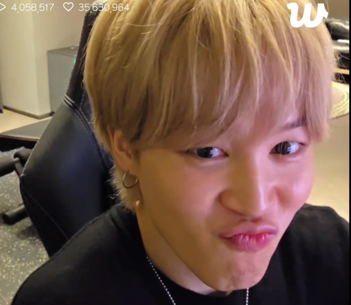 YEMEK ISTIYORUM NERDEN TEMIN EDEBILIRIZ. ACILL