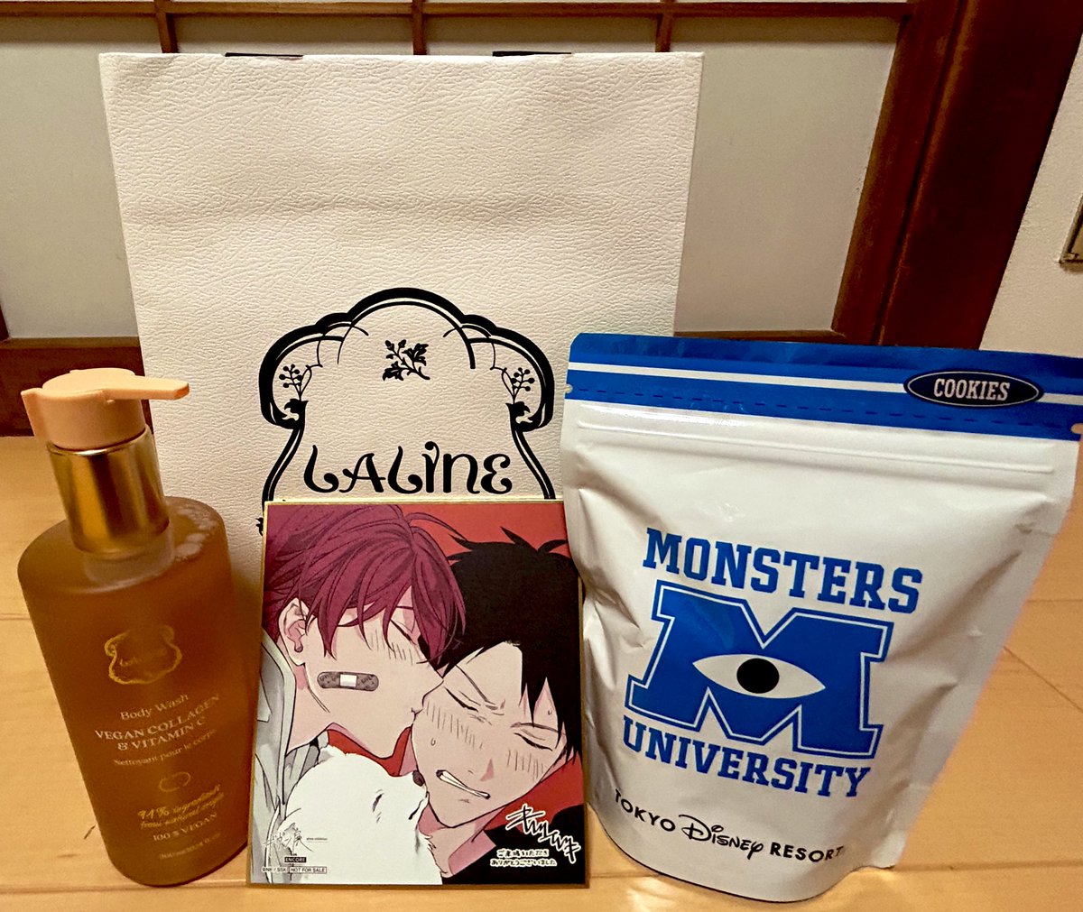 mk09_hq's tweet image. 嬉しい♡
大事に使わせて貰います！
お土産も食べるの楽しみ🥰
ギヴン展は最高に尊い🫶