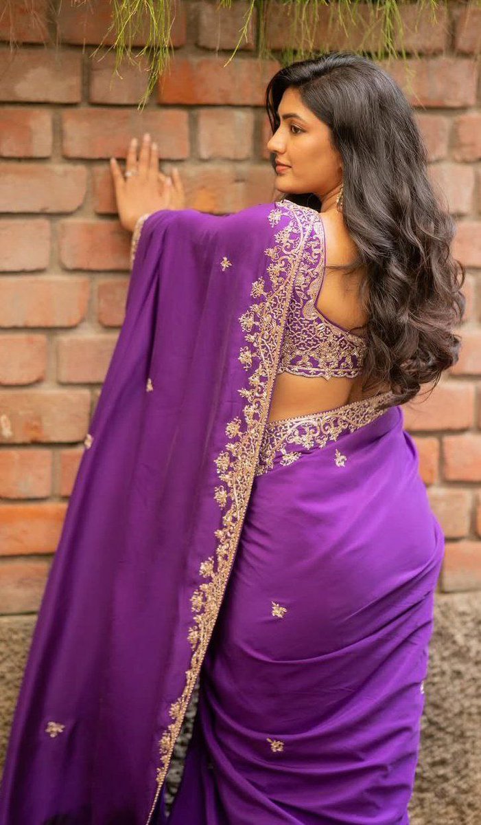 queenrajeeee's tweet image. Latest photoshoot of #EeshaRebba 

Comment