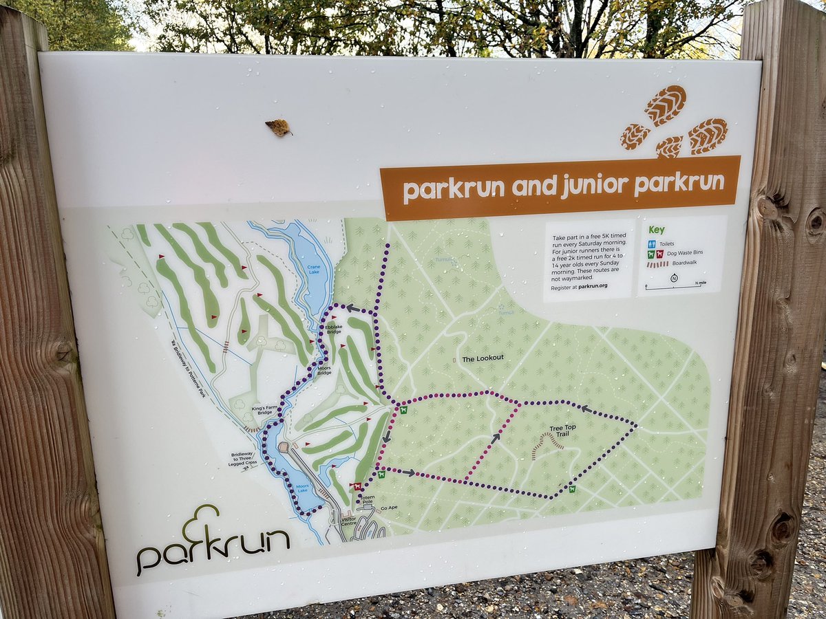 Happy parkrunday everyone! 😄 down south for the football today so it was a good chance to visit Moors Valley #parkrun which has been on my list for a long time. What a beautiful park this is 😍 and the run team here are so friendly. Great to tick off another new event too! 😁