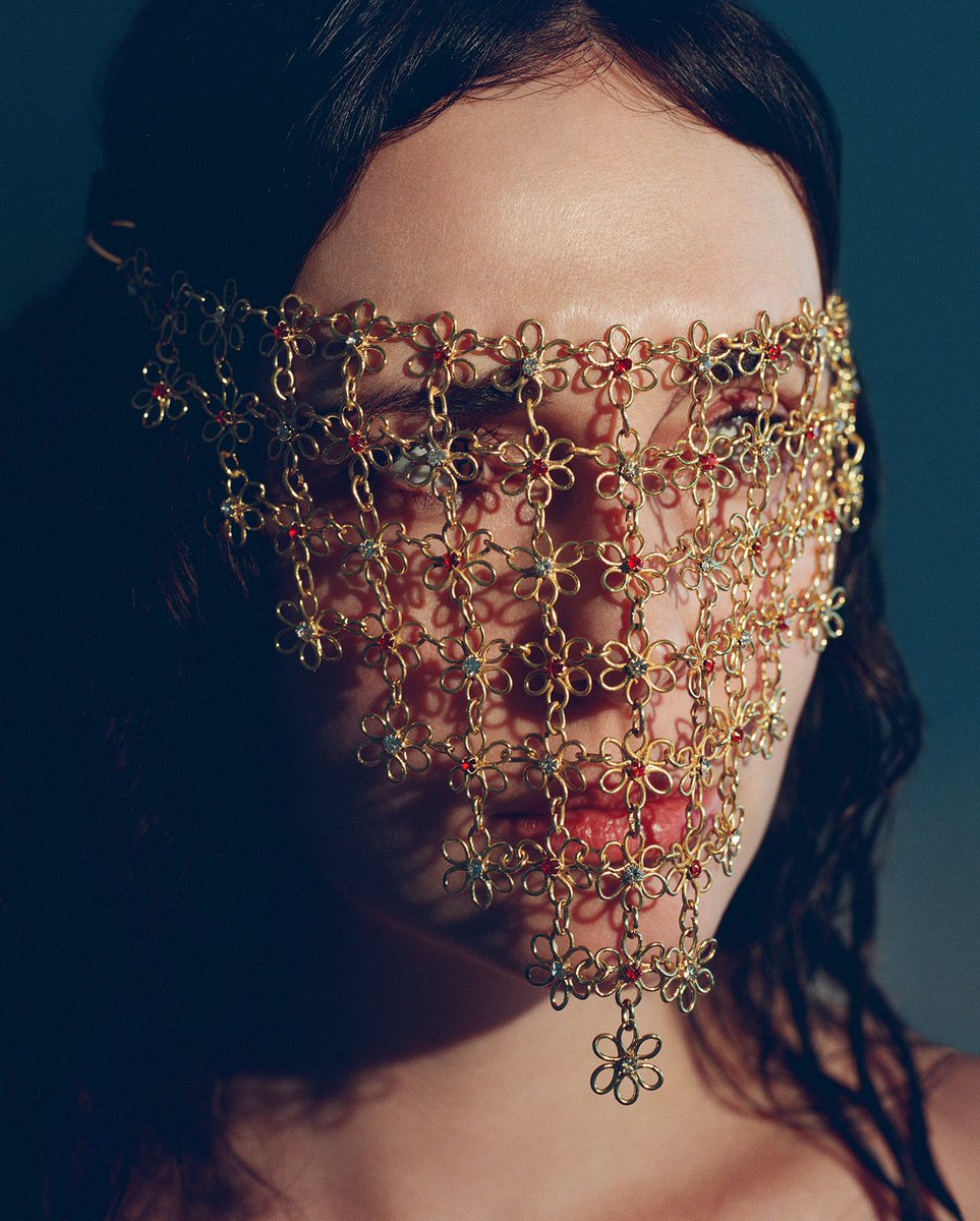 Portraits are not only images — they are small acts of cultural preservation

Portrait of <a href="/KrisVoitkiv/">Kris Vóitkiv 🇺🇦</a> as part of my Innerland project