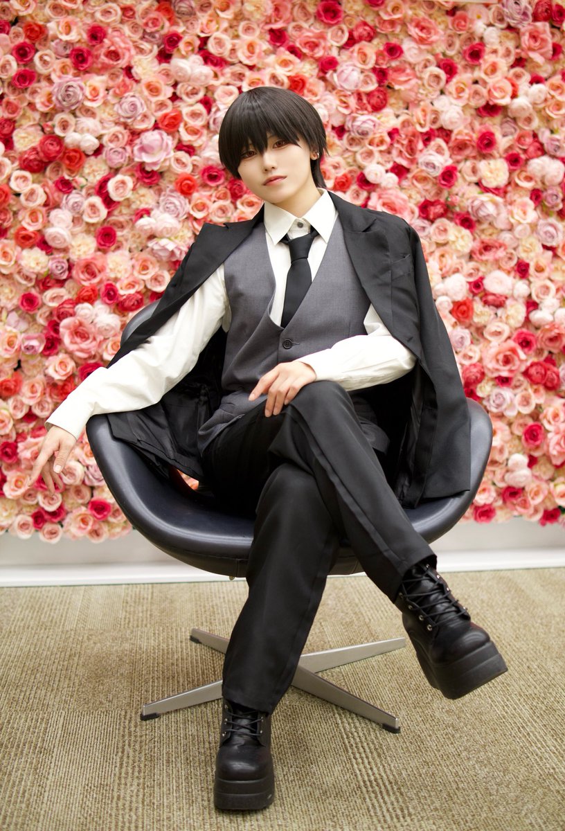 ⚠︎#cosplay       
合コンに行ったら女がいなかった話  /  蘇芳

　　『一途で、積極的な王子様はどう？』

📸→<a href="/Ruggie__Kono/">この</a>