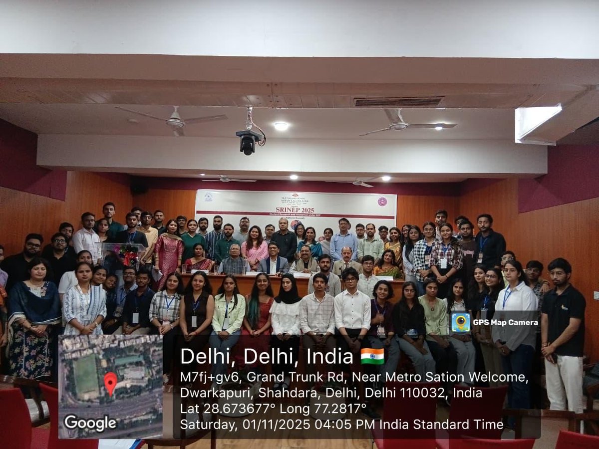 college_slc's tweet image. SLC successfully organised SRINEP 2025 with Dr. Chandrashekhar Buddha AICTE, Prof. Avinash Pandey IUAC, Prof. KG Suresh India Habitat Centre gracing the program ⁦@PMOIndia⁩ ⁦@EduMinOfIndia⁩ ⁦@ugc_india⁩ ⁦@UnivofDelhi⁩ ⁦@rashtrapatibhvn⁩