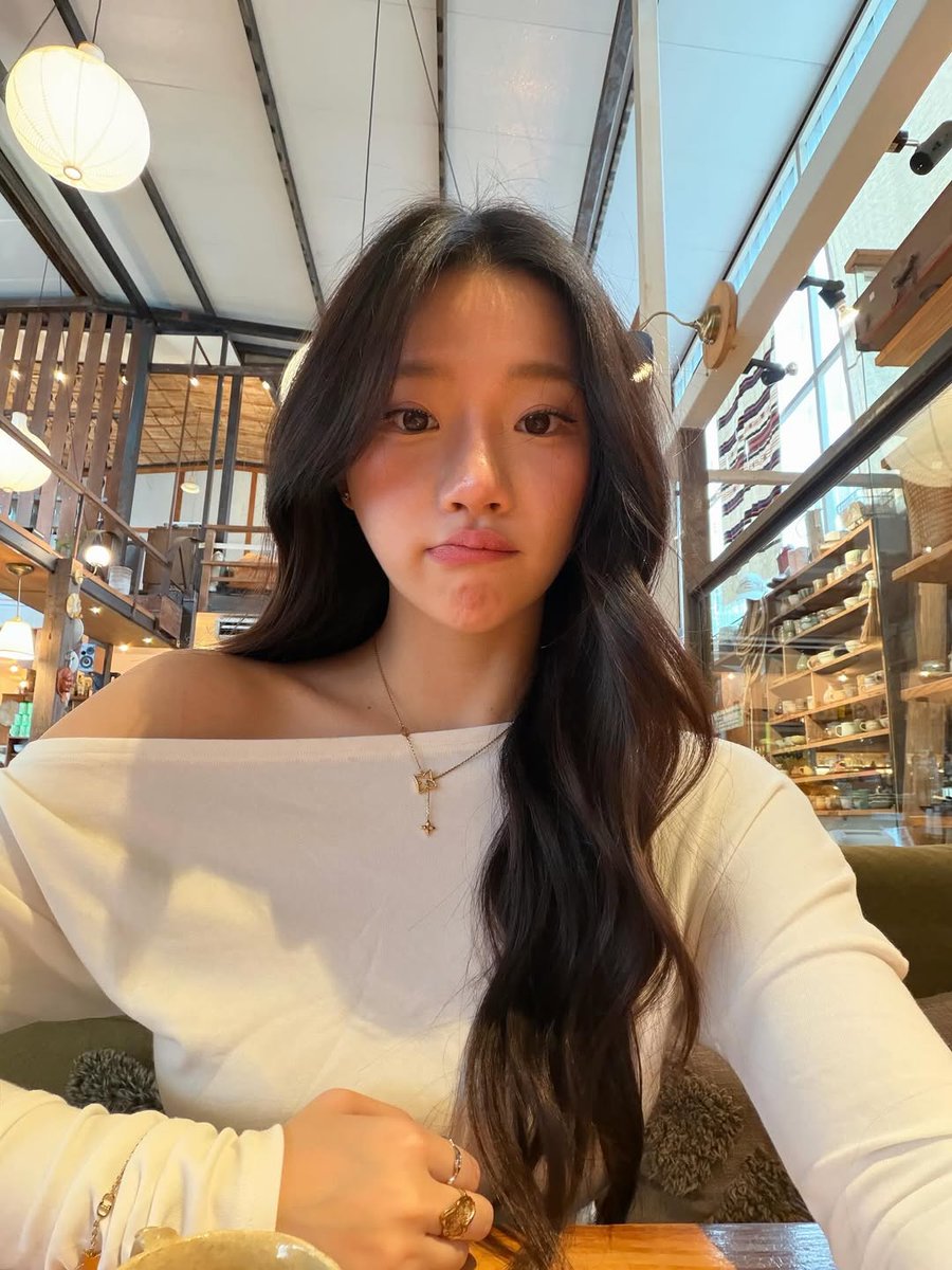 Chacha_FansTH's tweet photo. 📸 Chacha's Instagram Posts 
🗓 31/10/2025

SeoulCute &amp; Labotte.BKK
2/2

#ชาช่า #ชาช่ากนกรักษ์ #CHACHA #ChachaKanokrak #fyp #ChachaLifeStyle #TeamChacha https://t.co/mff697PLxi
