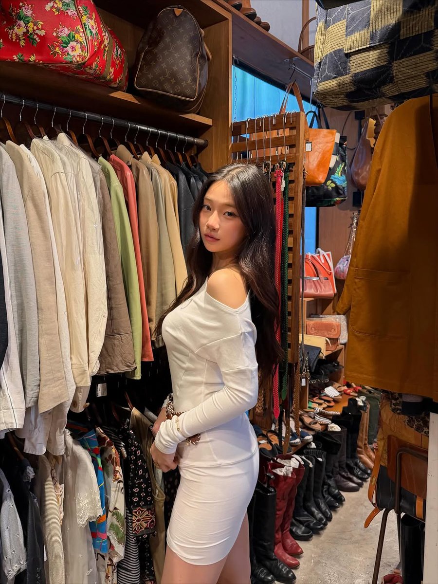 📸 Chacha's Instagram Posts 
🗓 31/10/2025

SeoulCute &amp; Labotte.BKK
2/2

#ชาช่า #ชาช่ากนกรักษ์ #CHACHA #ChachaKanokrak #fyp #ChachaLifeStyle #TeamChacha