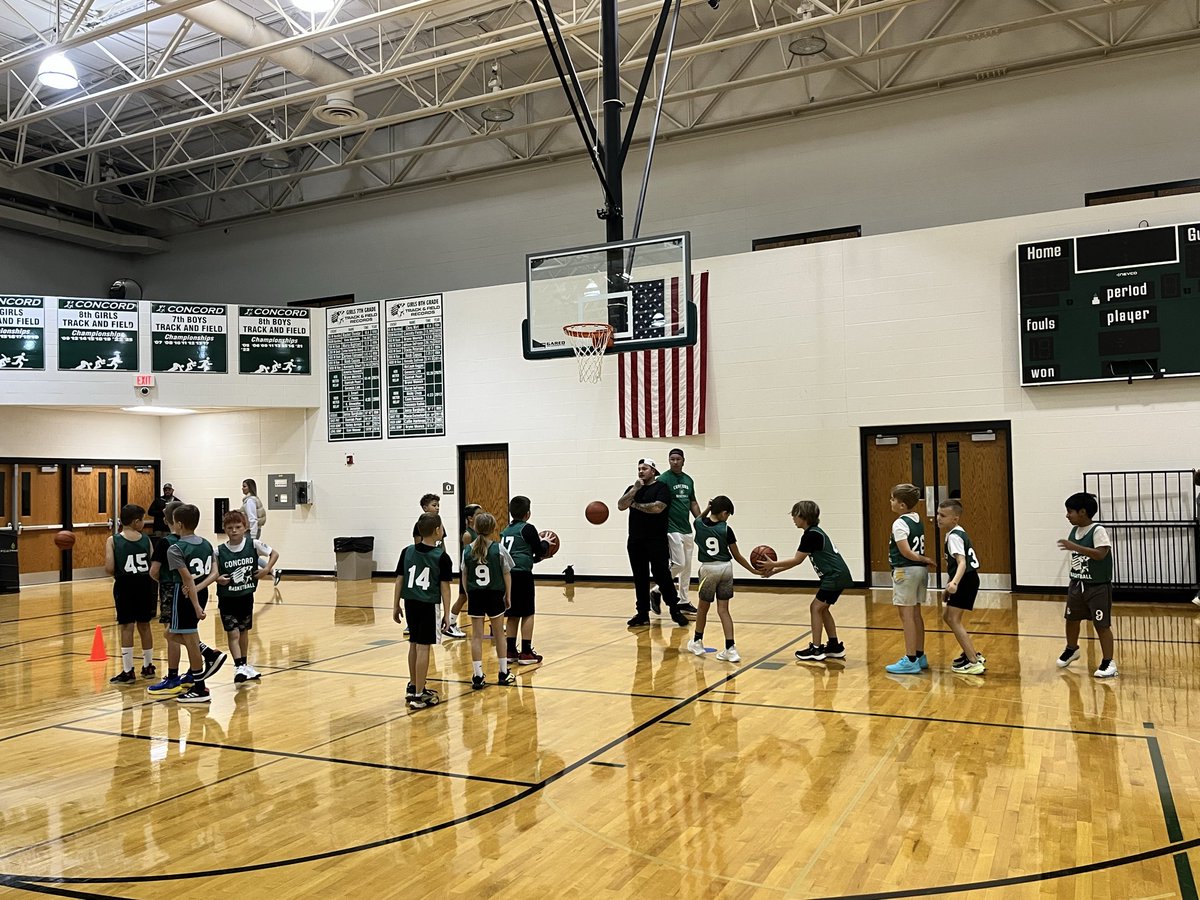 Concord_Hoops's tweet image. Our youth players are getting better &amp;amp; having fun, great job boys 👏🏀 Thank you to our coaches‼️@CDBL6