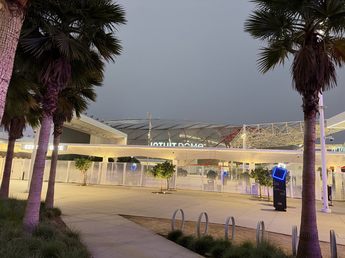 6:30会場着で50人ぐらい
#BABYMETAL #IntuitDome