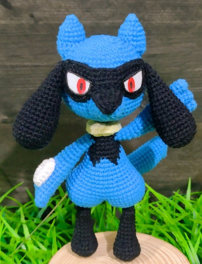 SirOliverss's tweet image. Salve galera, a fim de arcar com algumas despesas para LAIC, decidimos fazer uma rifa de um amigurumi do Riolu + blusa da DUT por um valor de 15 reais. Agradeço muito quem puder contribuir, mesmo com um RT ♥️ link abaixo ⬇️