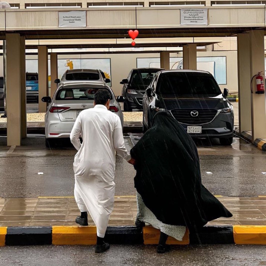 َََََ tweet media