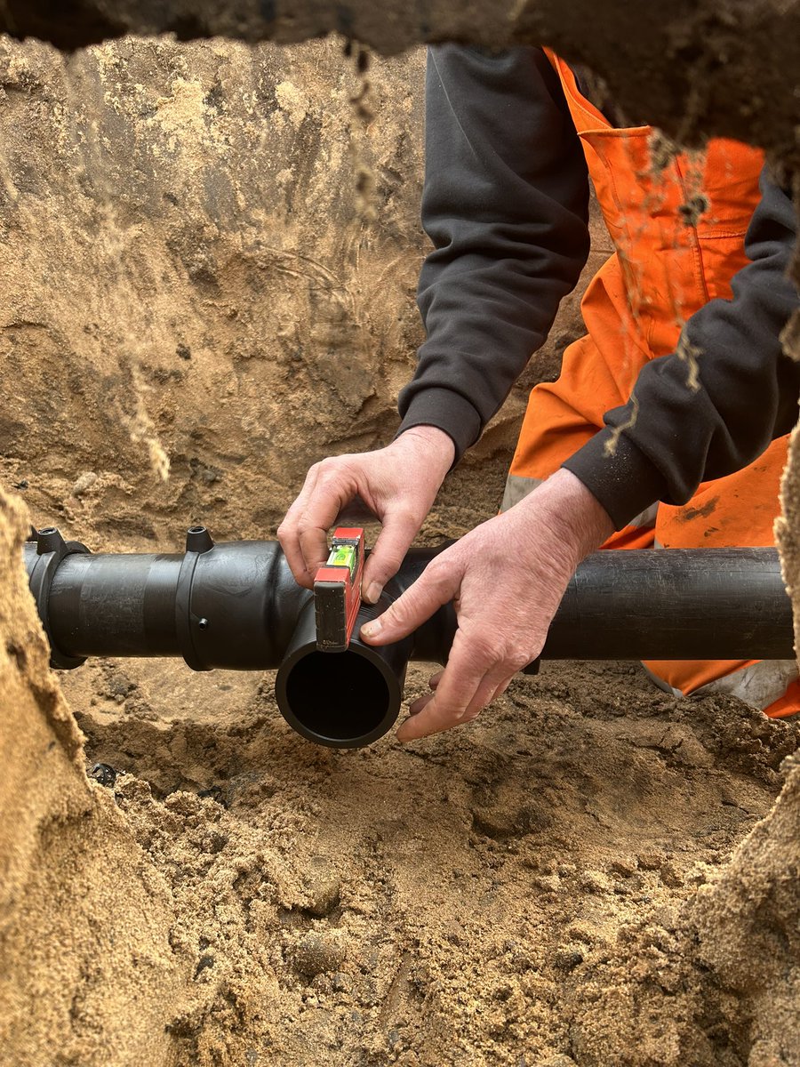 Leven Links tweet media