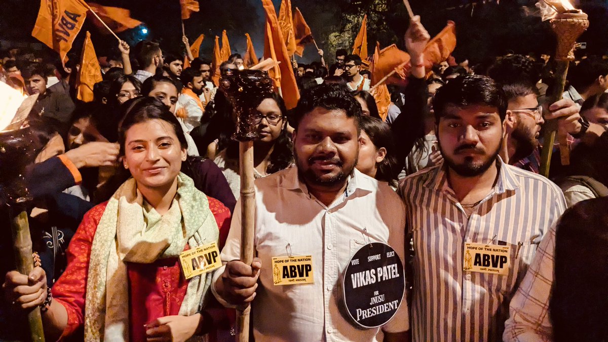 Triptisaini19's tweet image. मसाल जुलूस JNU 🔥⛳️

#ABVP4JNU #JNU