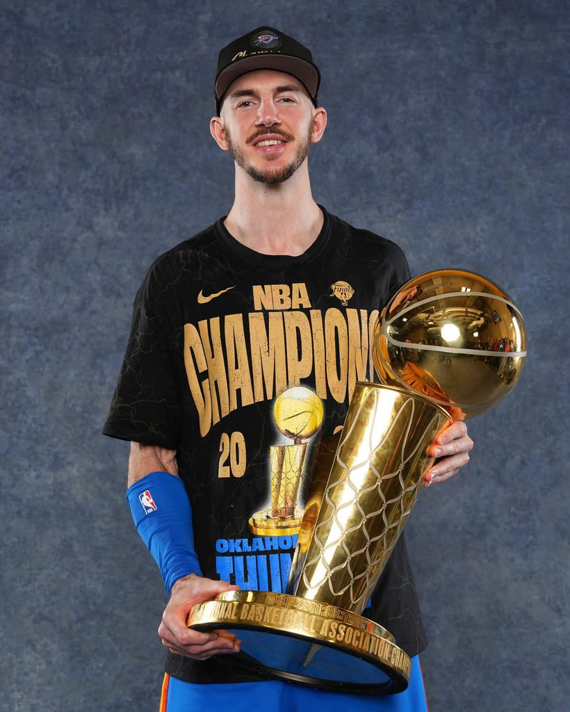 <a href="/southtowest_/">chris 3 🪢</a>