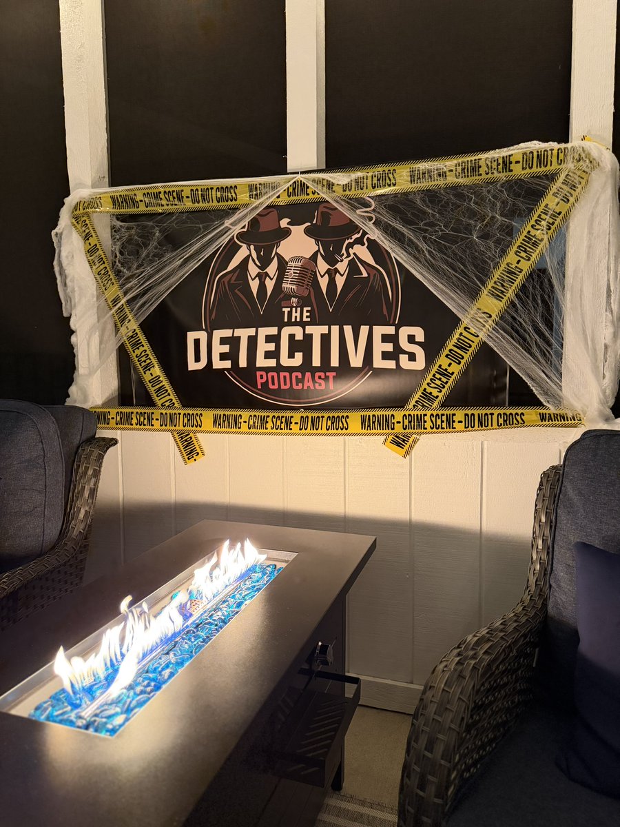 We had the BEST time ever during our very first Smoking &amp; Joking Live Stream! 🔥

The conversation went everywhere! From Halloween and true crime, to meeting another Dave, to Wine Steve, and even Dave’s ancestry. 😂

Visit patreon.com/thedetectives to watch!