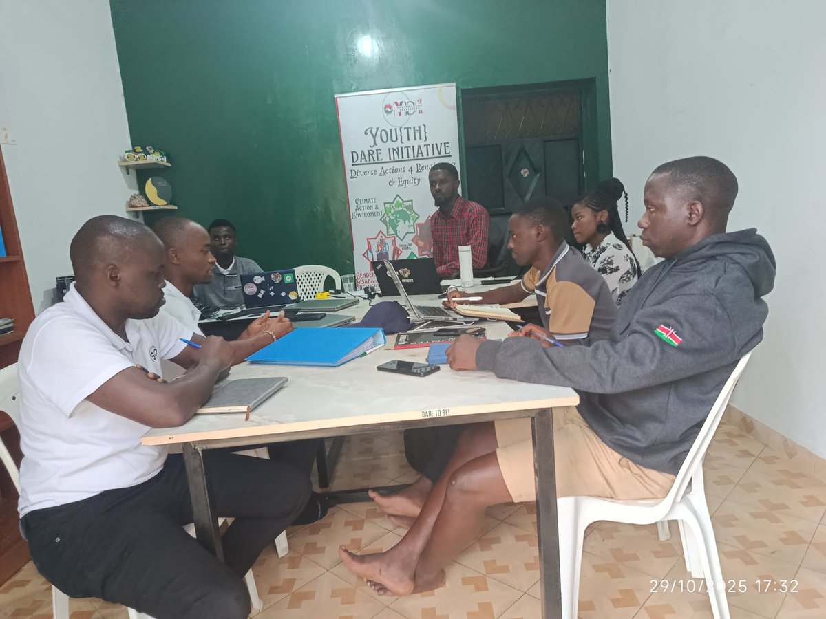 Youth_Dare's tweet image. We were pleased to host the @vso Kenya team at our offices as we take the next step in strengthening our organisational capacity and advancing community empowerment.
#YouthDareInitiative #VSO #ACTIVEProgramme #CommunityEmpowerment #Partnerships #YouthLeadership