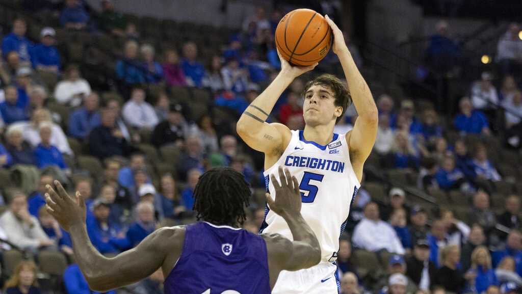 Happy birthday to former Bluejay ⁦<a href="/FFarabello/">Francisco Farabello</a>⁩ ! Wishing you an awesome day, Bello!!