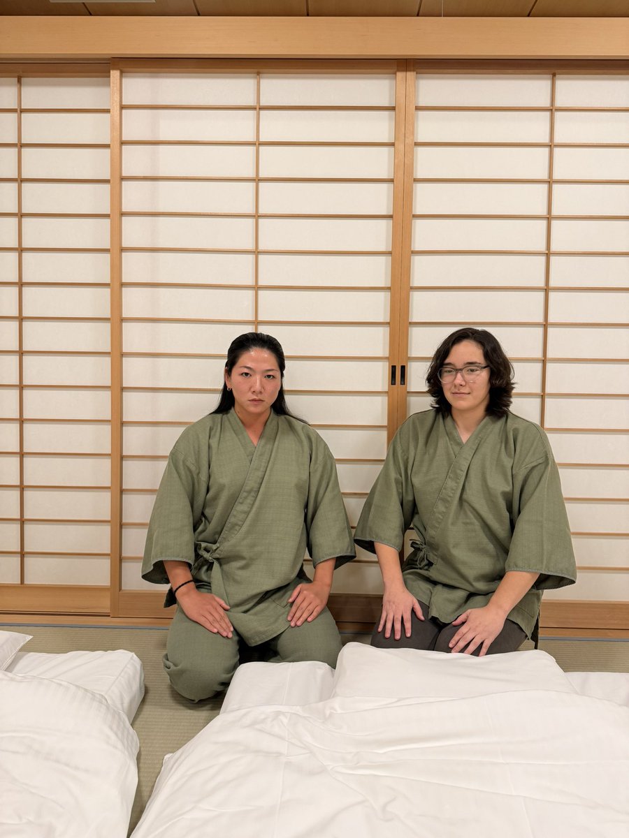 AジャンⅡ❗ 値下げ☆ホワイツビル☆スタジャン