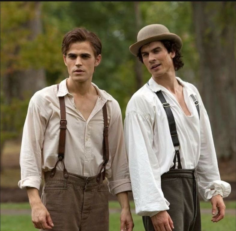 fantazio_ir's tweet image. شما وقتی می‌گید خون‌آشام، کدوم مد نظرتونه؟🤔