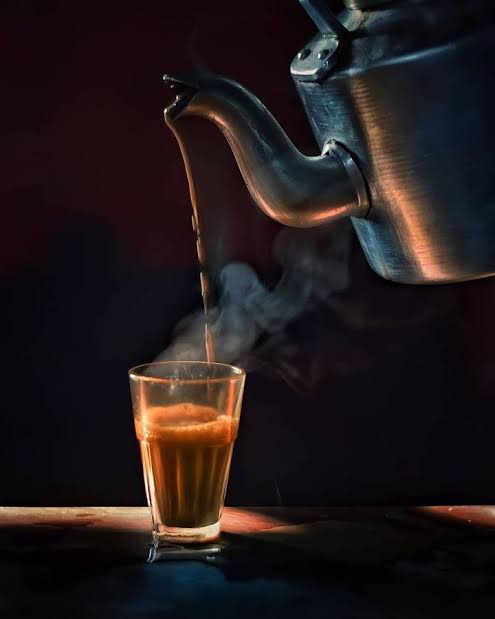 Rahulga96's tweet photo. #चाय ☕ और #हमारी_दोस्ती  निराली है
           सबसे ज्यादा हमें #चाय☕  ही #प्यारी है
 #चाय☕ हमारी  #जान है
                  और #जान
 है तो #जहान है
करो वही जो #दिल को भाए मगर
 उससे पहले एक #कप ☝️ ☕#चाय 😋 हो जाए 
#शुभ_संध्या X मैट्स #परिवार #फ्रैंड 

#राधे_राधे #दोस्तों 🥰 https://t.co/kyWkWB1ljp