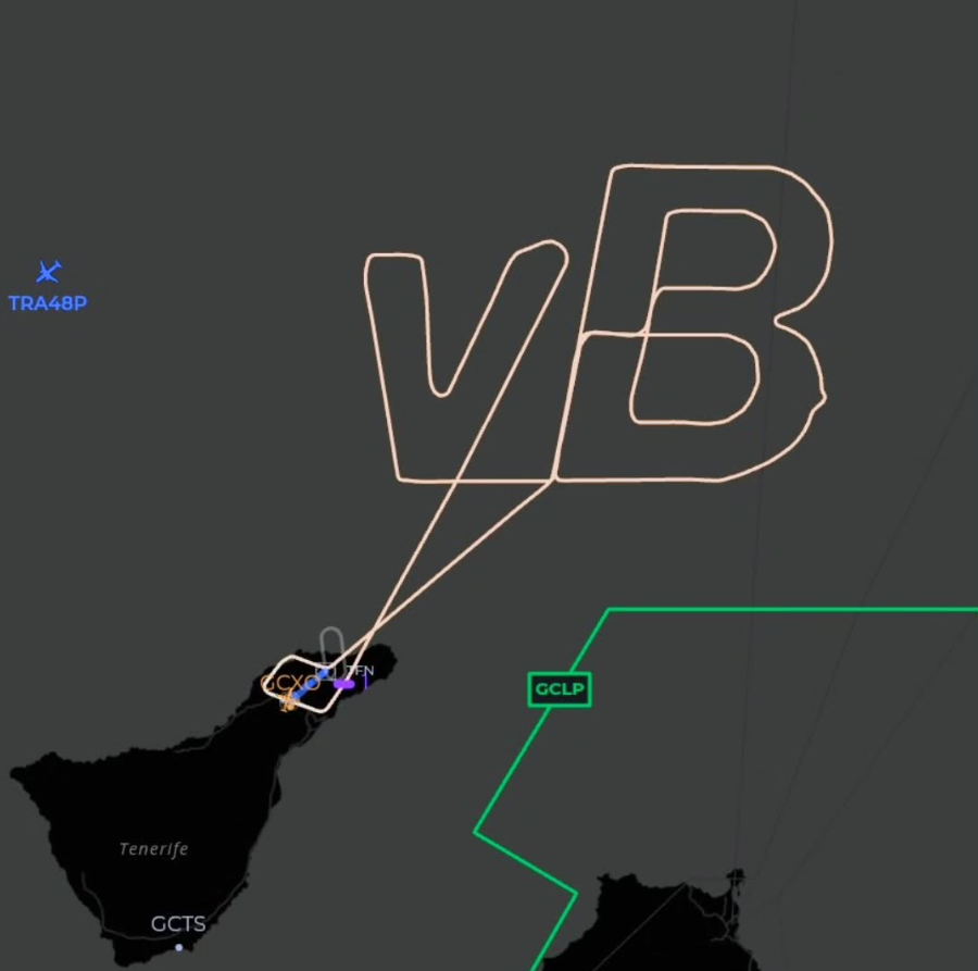 📢 Binter Virtual (@bintervirtual) realiza un vuelo promocional anunciando la apertura a nuevos pilotos✈️. La mejor simulación de Binter Canarias y parte de nuestro Team como Aerolínea Virtual Oficial.

⁉️ ¿Quieres unirte? Aplica en bintervirtual.es ✨🤍💚